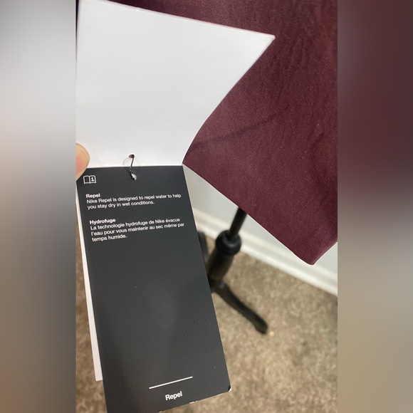 Nike Repel Water Repellent Jacket - Picture 11 of 16